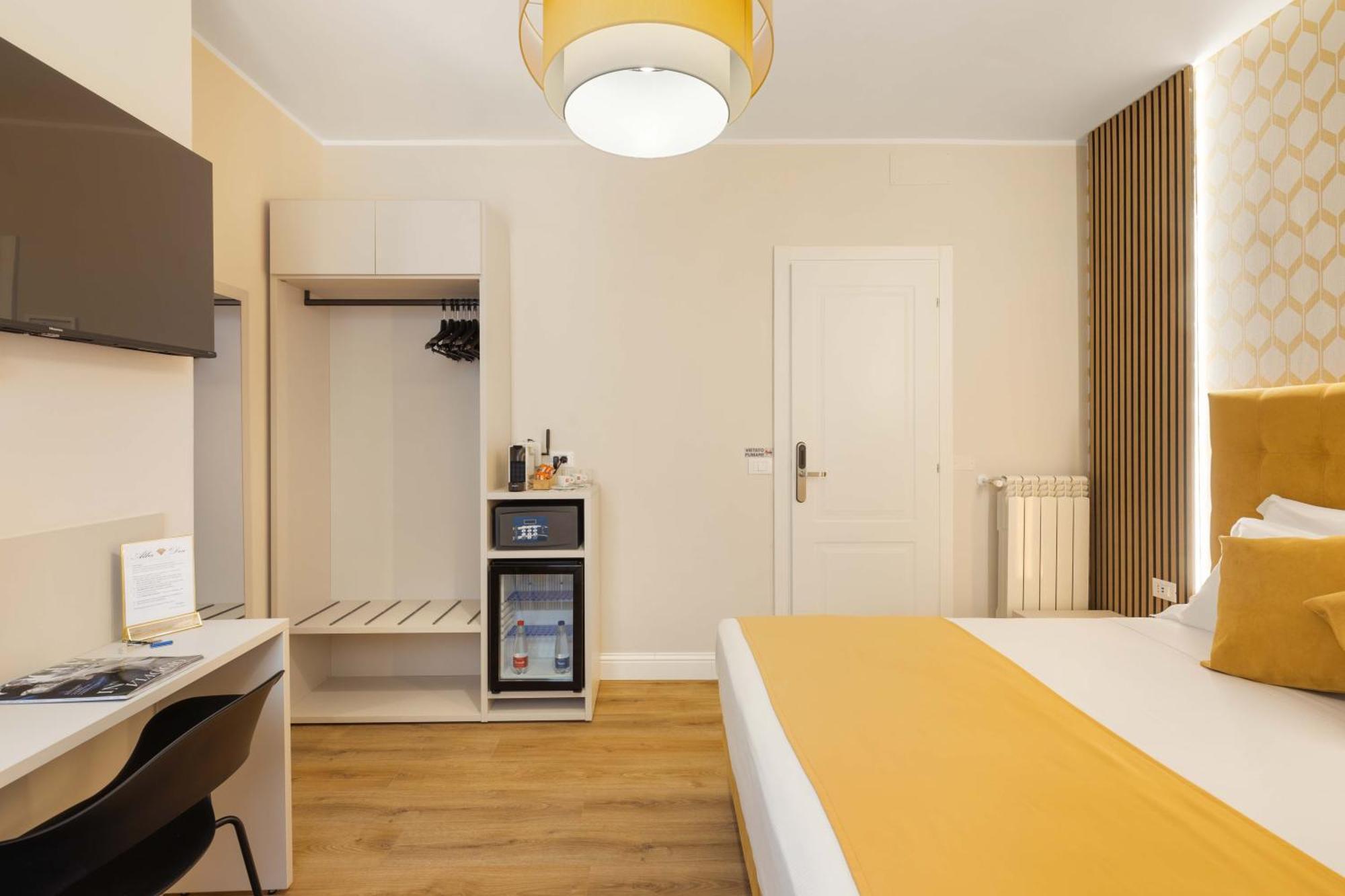 Albadea Deluxe Hotel Rome Exterior photo