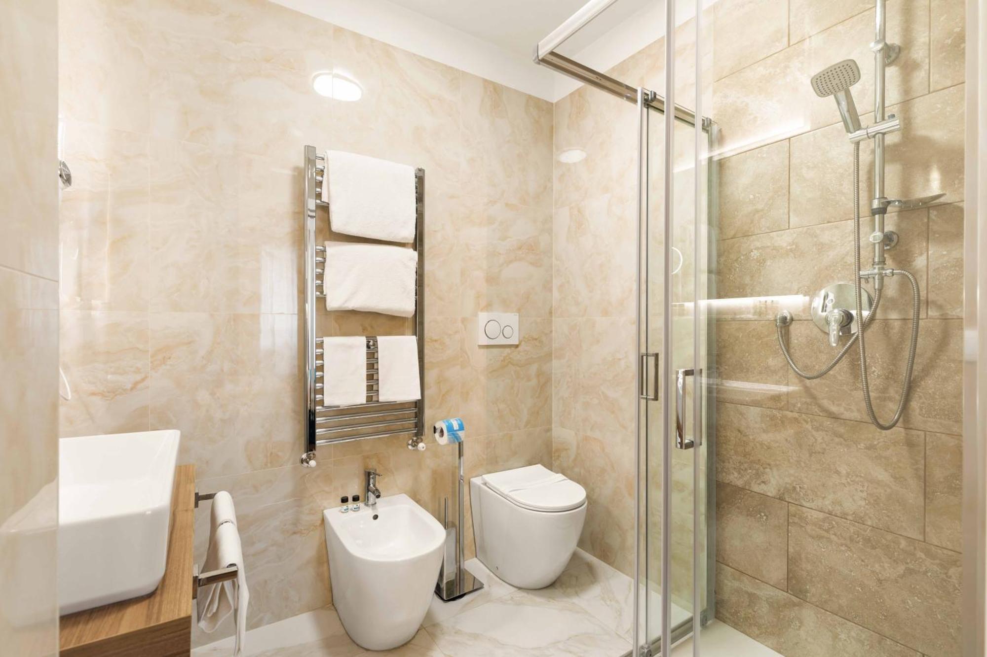 Albadea Deluxe Hotel Rome Exterior photo