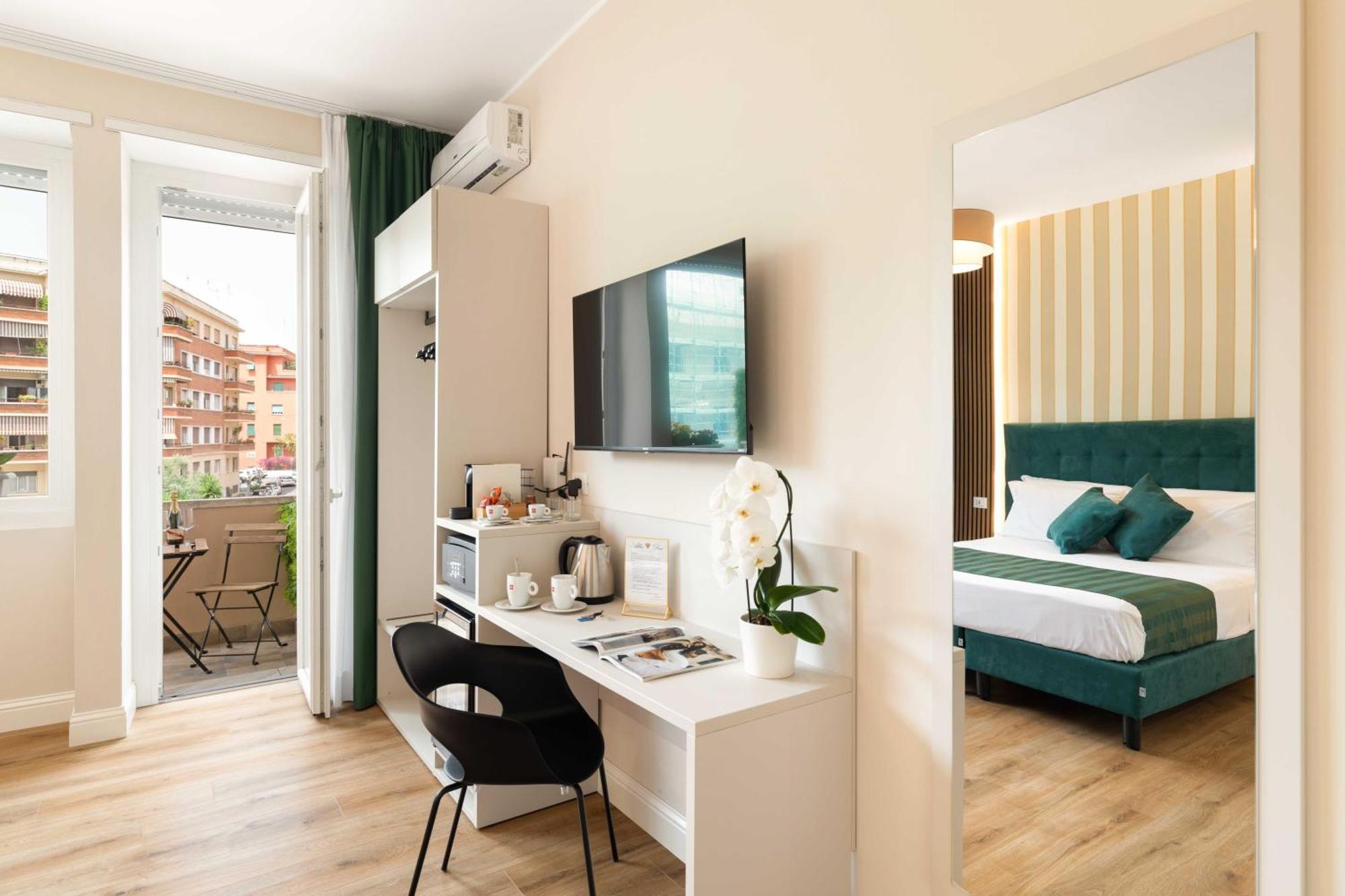 Albadea Deluxe Hotel Rome Exterior photo